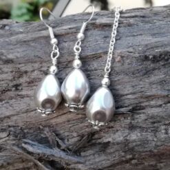 Silver Shell pearl necklace earring set