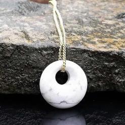 white howlite circle pendant necklace