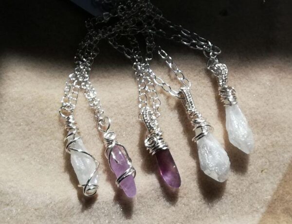 Gemstone Pendulum necklaces