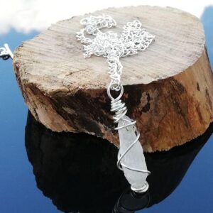 White quartz with swirl pattern wire Pendulum necklace